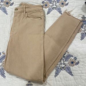 Mother high waisted ankle fray size 26